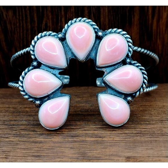 Western Cowgirl Pink Conch Shell Naja Cuff Bracelet Sterling Silver Artisan - Picture 3 of 7